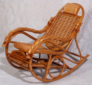 Кресло-качалка для дачи (2)